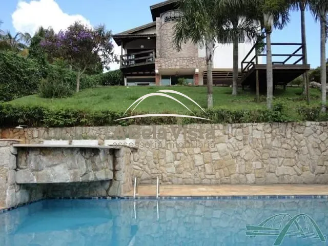 Chácara com 3000m² 5 quartos e 8 banheiros, à venda, no bairro Monterrey em Louveira