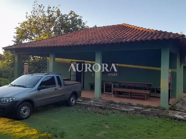 Chácara com 2500m² 5 quartos e 4 banheiros, à venda, no bairro Cepil em Ibiporã