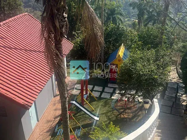 Chácara com 1660m² 3 quartos e 2 banheiros, à venda, no bairro Freitas em São José dos Campos