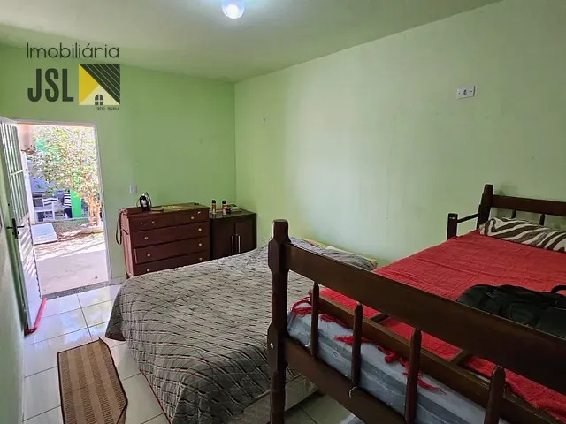 Chácara com 1250m² 3 quartos e 2 banheiros, à venda, no bairro Piracangaguá em Taubaté