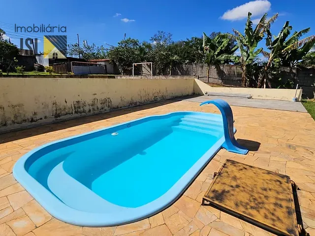 Chácara com 1250m² 3 quartos e 2 banheiros, à venda, no bairro Piracangaguá em Taubaté