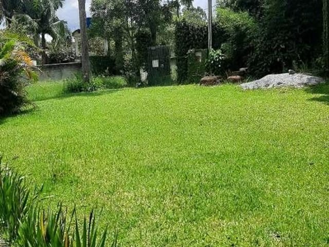 Chácara com 3800m² 2 quartos e 2 banheiros, à venda, no bairro Pereiras em Cotia