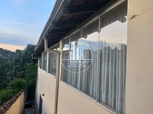 Chácara com 1000m² 3 quartos e 2 banheiros, à venda, no bairro Portal Ipiranga em Pouso Alegre