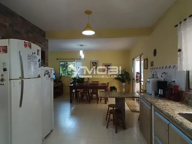 Chácara com 1650m² 3 quartos e 4 banheiros, à venda, no bairro caioçara em Jarinu