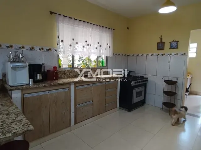 Chácara com 1650m² 3 quartos e 4 banheiros, à venda, no bairro caioçara em Jarinu
