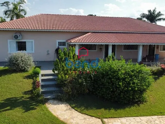 Chácara com 5000m² 4 quartos e 3 banheiros, à venda, no bairro Palmital em Porto Feliz