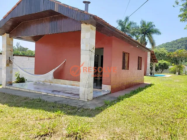Chácara com 1172m² 2 quartos e 2 banheiros, à venda, no bairro Itapema em Guararema