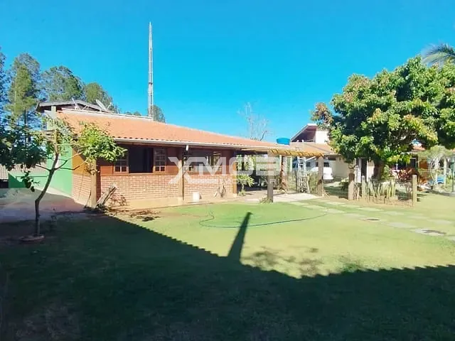 Chácara com 1760m² 4 quartos e 5 banheiros, à venda, no bairro Maracanã em Jarinu