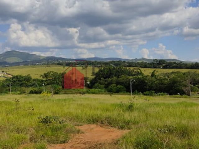 Chácara com 1000m², à venda, no bairro Campinas em Pindamonhangaba