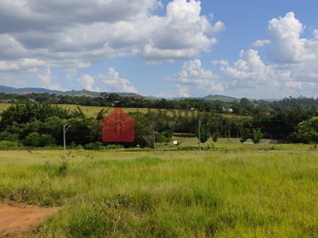 Chácara com 1000m², à venda, no bairro Campinas em Pindamonhangaba