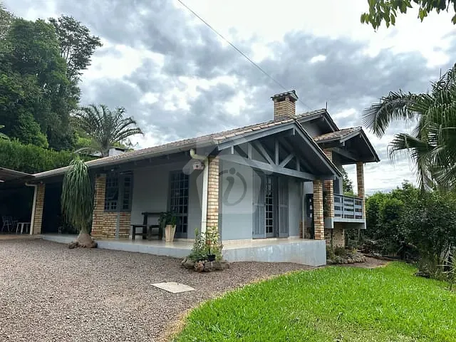 Chácara com 187m² 2 quartos e 1 banheiro, à venda, no bairro Zona Rural em Poço das Antas