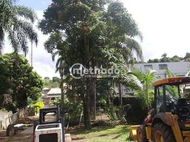 Chácara com 2200m² 3 quartos e 4 banheiros, à venda, no bairro Vila Ipê em Campinas