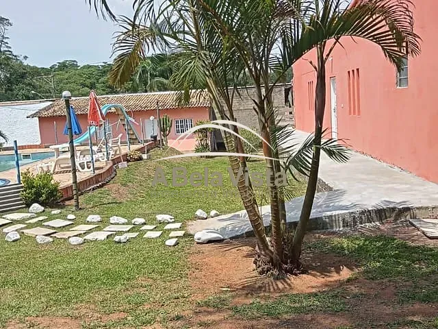 Sítio com 2200m² 5 quartos e 3 banheiros, à venda, no bairro Rio de una de cima em Ibiúna