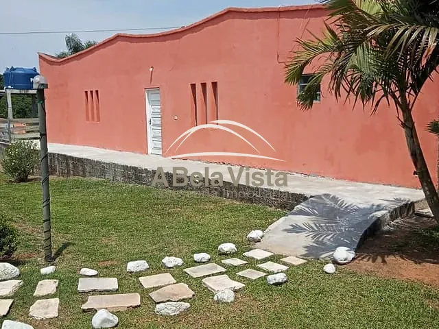 Sítio com 2200m² 5 quartos e 3 banheiros, à venda, no bairro Rio de una de cima em Ibiúna