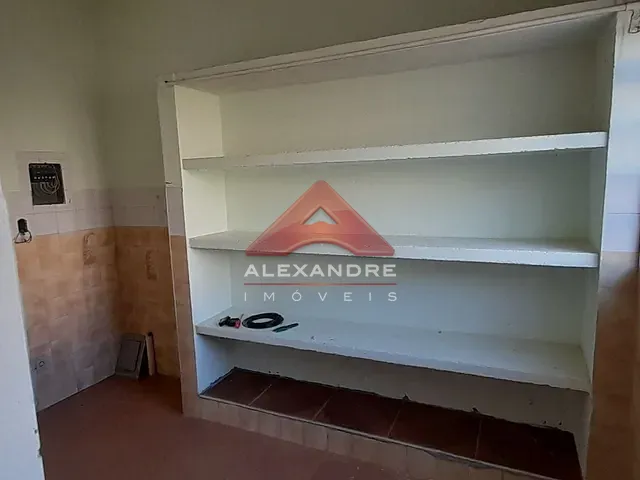 Chácara com 975m² 4 quartos e 3 banheiros, à venda, no bairro Primavera 1A em São José dos Campos
