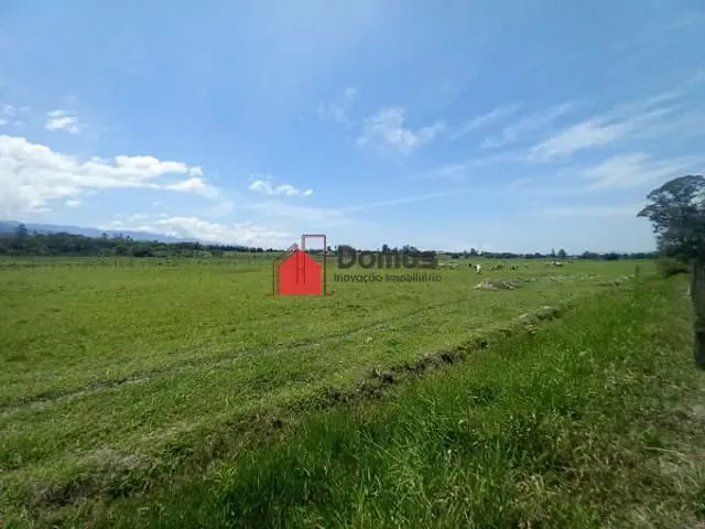 Chácara com 20445m², à venda, no bairro Mandú em Pindamonhangaba