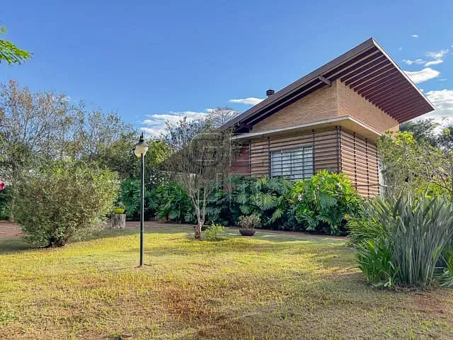 Chácara com 3044m² 3 quartos e 3 banheiros, à venda, no bairro Estância Santa Paula em Londrina