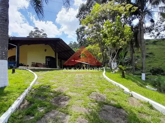 Chácara com 36300m² 5 quartos e 7 banheiros, à venda, no bairro Costinha em São José dos Campos