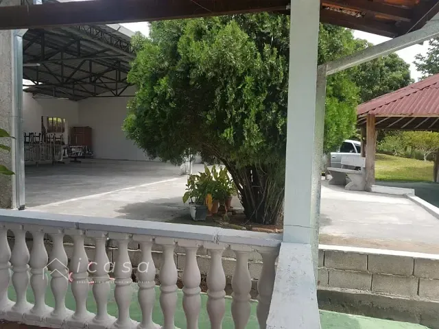 Chácara com 9000m² 3 quartos e 1 banheiro, à venda, no bairro Vila Menino Jesus em Caçapava