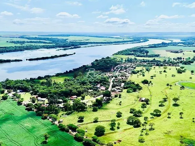 Chácara com 784m², à venda, no bairro Recanto Towako em Centenário do Sul