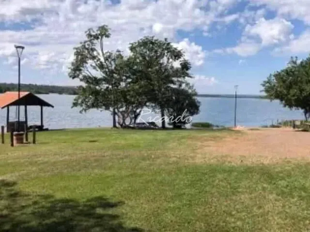 Chácara com 784m², à venda, no bairro Recanto Towako em Centenário do Sul