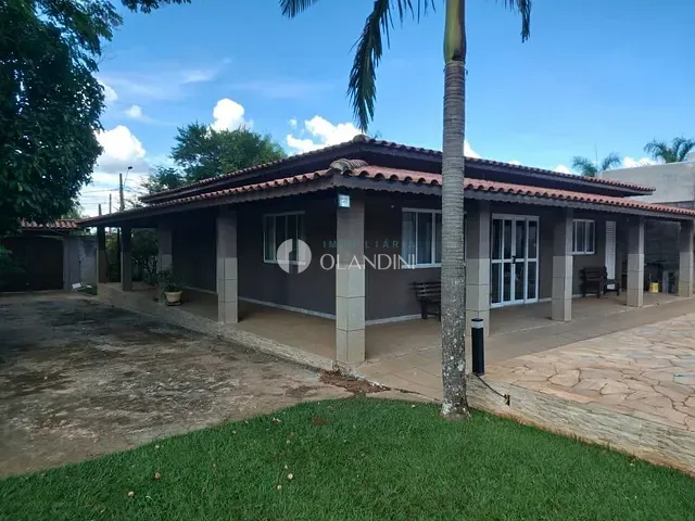 Chácara com 3000m² 2 quartos e 3 banheiros, à venda, no bairro Parque Das Palmeiras em Artur Nogueira