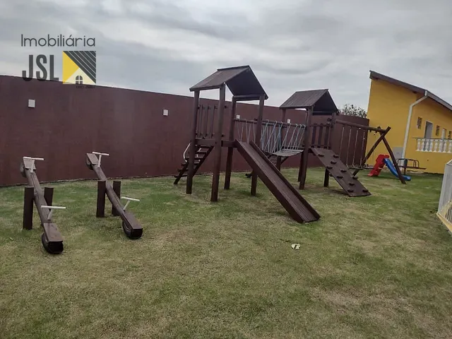 Chácara com 1328m² 4 quartos e 5 banheiros, à venda, no bairro Morada do Vale em Taubaté