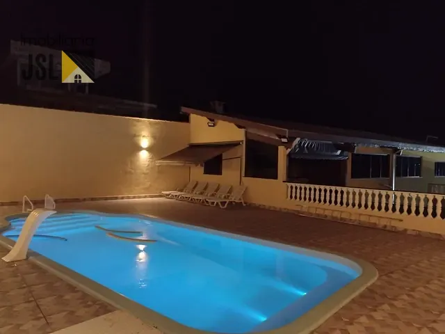 Chácara com 1328m² 4 quartos e 5 banheiros, à venda, no bairro Morada do Vale em Taubaté
