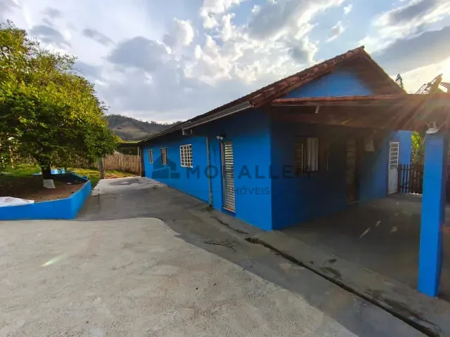 Chácara com 2000m² 3 quartos e 1 banheiro, à venda, no bairro Mangueiro em Piranguinho