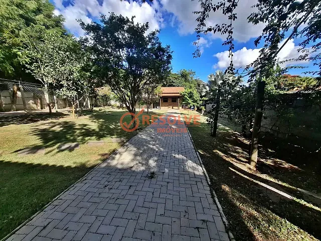 Chácara com 1200m² 3 quartos e 3 banheiros, à venda, no bairro Itaóca em Guararema