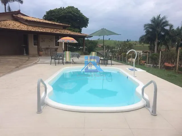 Chácara com 1040m² 4 quartos e 4 banheiros, à venda, no bairro Morada dos Pássaros em Itatiba