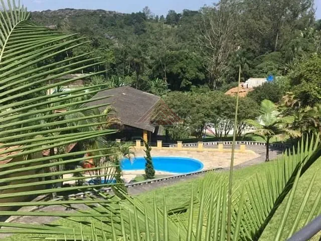 Chácara com 2920m² 2 quartos e 2 banheiros, à venda, no bairro Jardim Valentina em Ribeirão Pires
