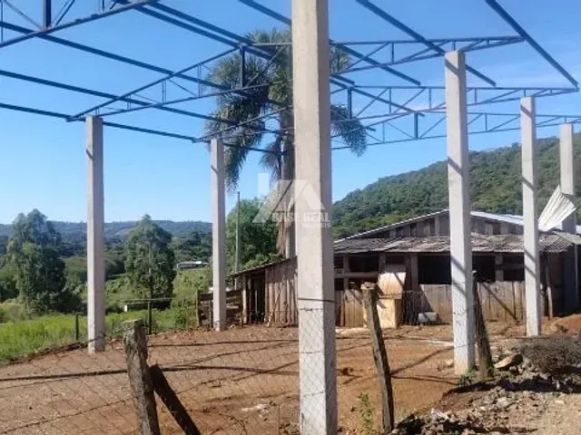 Chácara com 161323m² 3 quartos e 1 banheiro, à venda, no bairro Vila Jordão em Guarapuava