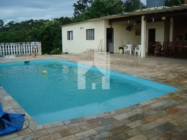 Chácara com 1650m² 4 quartos e 5 banheiros, à venda, no bairro Chácaras São Guido em Várzea Paulista
