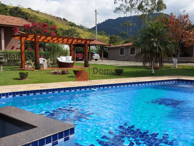 Chácara com 7800m², à venda, no bairro Ribeirão Grande em Pindamonhangaba