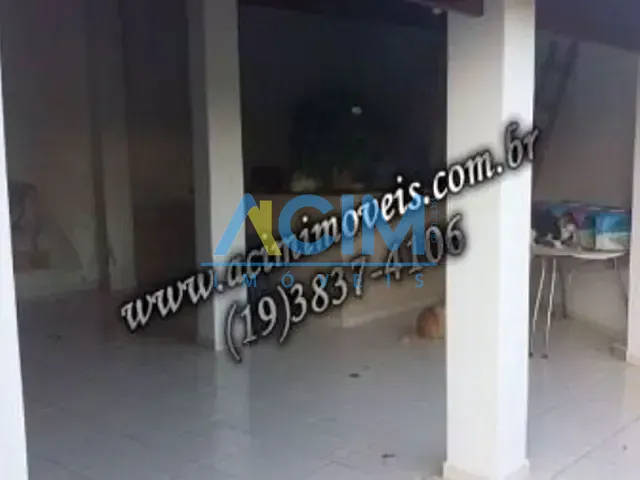Chácara com 320m² 3 quartos e 3 banheiros, à venda, no bairro Loteamento Meia Lua em Jaguariúna