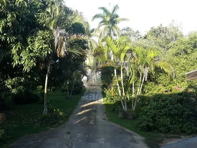 Chácara com 1000m² 4 quartos e 2 banheiros, à venda, no bairro Chácara Alvorada em Mogi Guaçu