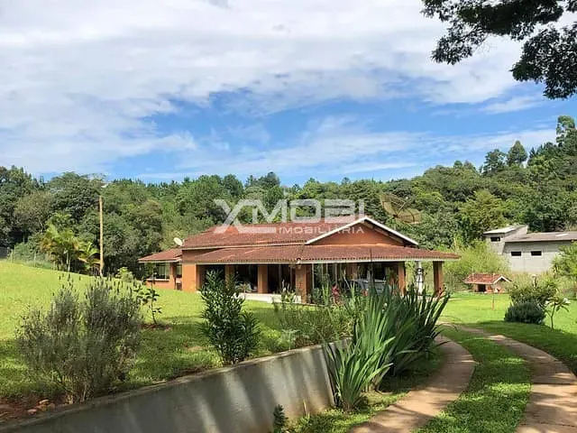 Chácara com 4117m² 3 quartos e 2 banheiros, à venda ou para alugar, no bairro Week-end em Jarinu