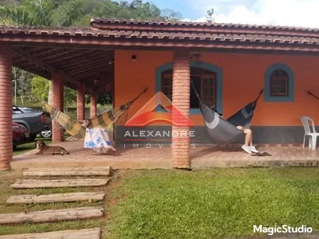 Chácara 3 quartos e 1 banheiro, à venda, no bairro Taquari em São José dos Campos
