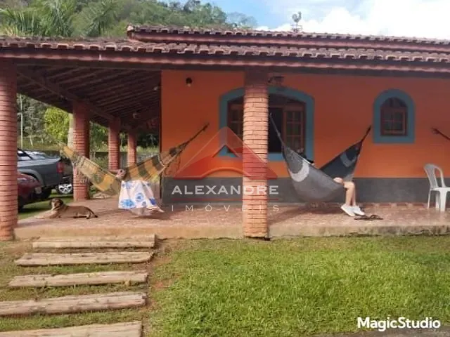 Chácara 3 quartos e 1 banheiro, à venda, no bairro Taquari em São José dos Campos
