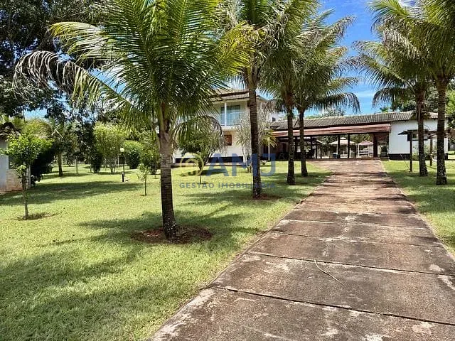 Chácara com 5000m² 5 quartos e 9 banheiros, à venda, no bairro Sítio de Recreio Paraíso Tropical em Goiânia