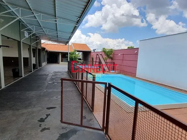 Chácara com 1244m² 5 quartos e 3 banheiros, à venda, no bairro Presidente Dutra em Ribeirão Preto