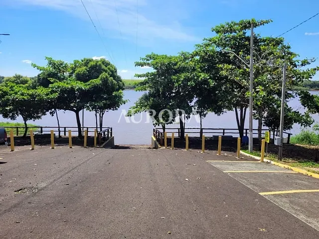 Chácara com 808m² 3 quartos e 3 banheiros, à venda, no bairro Rodovia em Sertanópolis
