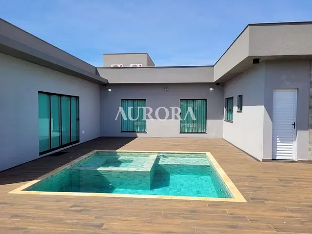 Chácara com 808m² 3 quartos e 3 banheiros, à venda, no bairro Rodovia em Sertanópolis