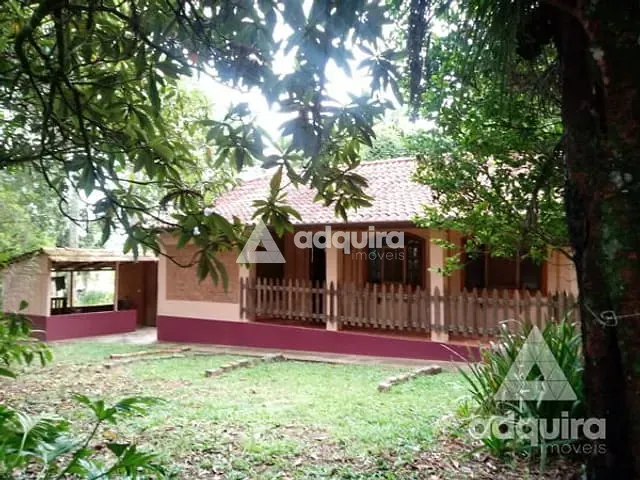 Chácara com 4500m² 3 quartos e 2 banheiros, à venda, no bairro Centro em Uvaia (Ponta Grossa)