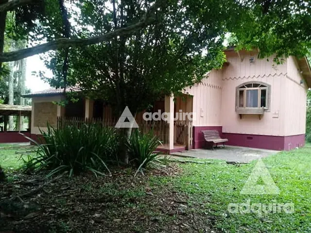 Chácara com 4500m² 3 quartos e 2 banheiros, à venda, no bairro Centro em Uvaia (Ponta Grossa)