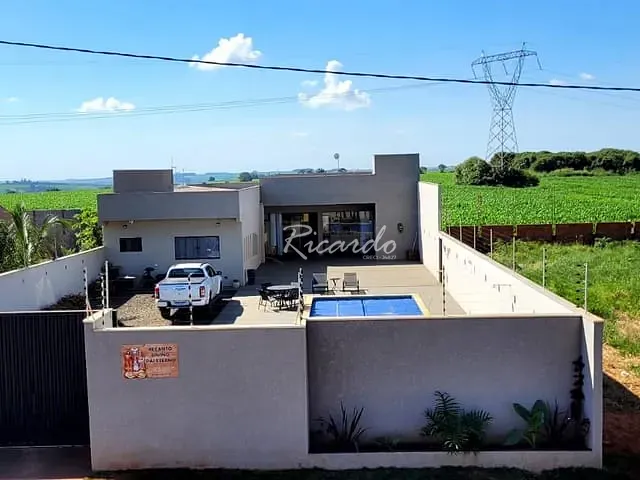 Chácara com 700m², à venda, no bairro Área Rural de Arapongas em Arapongas