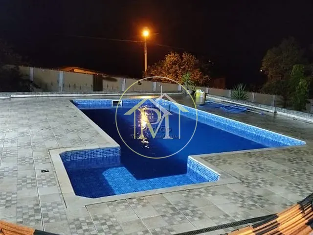 Chácara com 1428m² 4 quartos e 4 banheiros, à venda, no bairro Jardim Santa Barbara em Salto de Pirapora