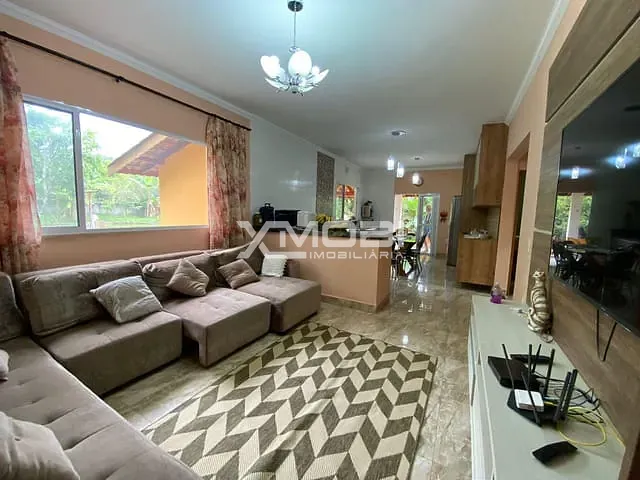 Chácara com 1800m² 2 quartos e 2 banheiros, à venda, no bairro Week-end em Jarinu
