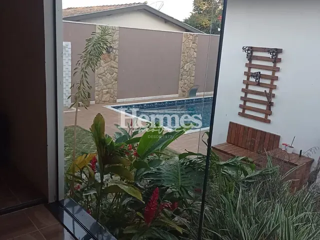Chácara com 840m² 3 quartos e 3 banheiros, à venda, no bairro Balneário Tropical em Paulínia